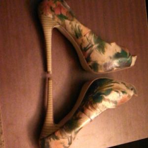 Multicolor brown hills